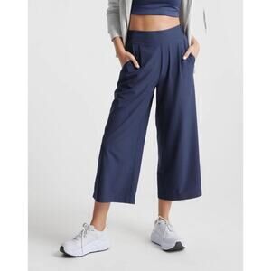 Quince Performance Tech Wide Leg Pant in Navy Size Medium